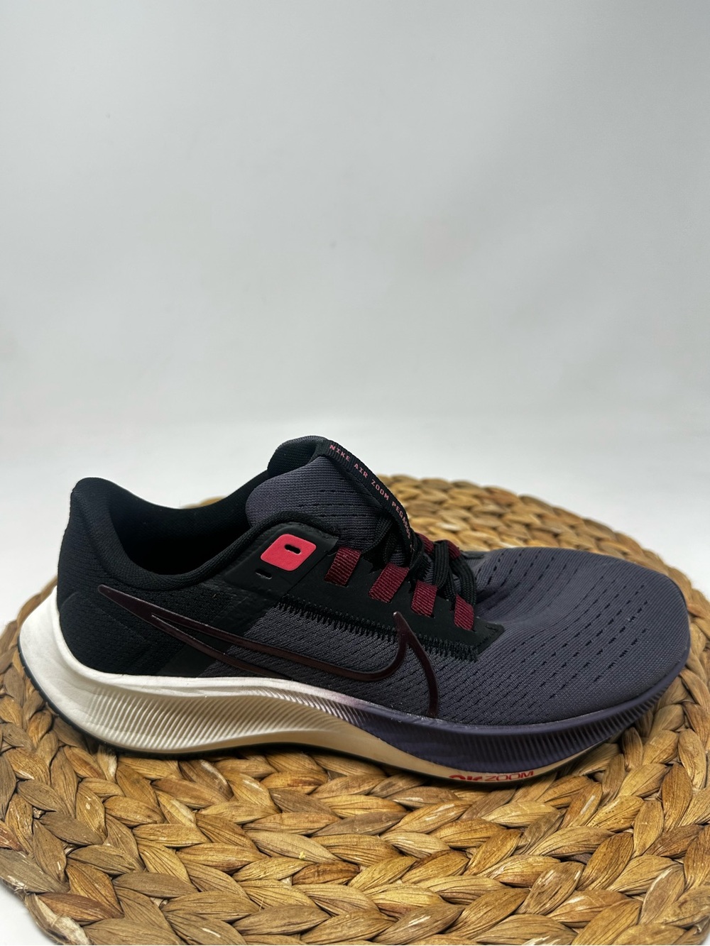NIKE Pegasus 38 Running Shoes Cave Purple Black Size 7 Women's